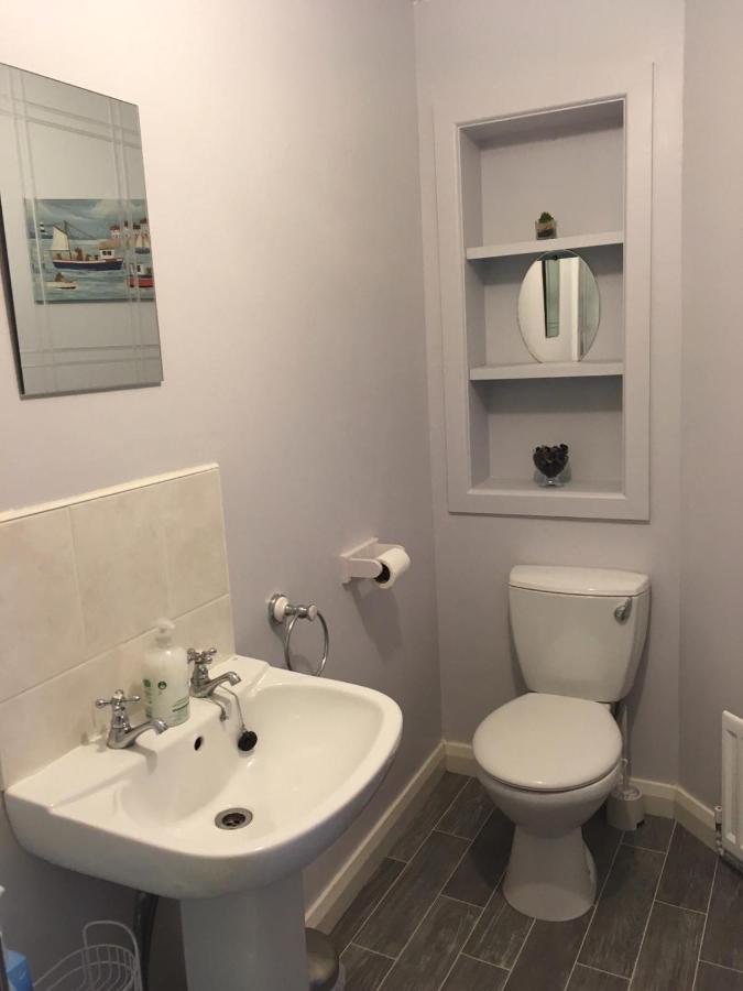 Causeway Street Holiday House Self Catering-포트러시 외부 사진
