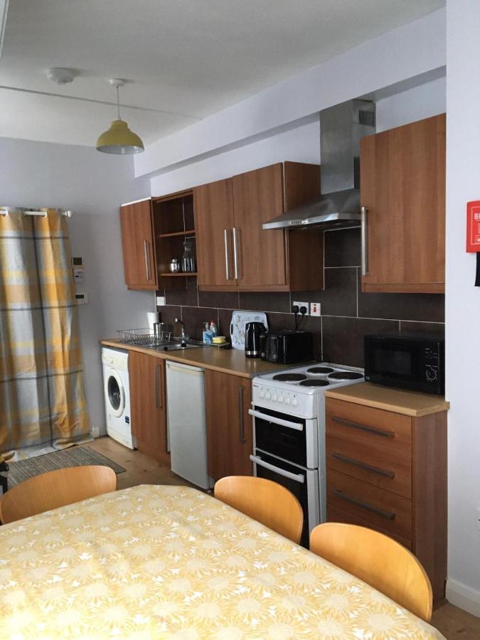 Causeway Street Holiday House Self Catering-포트러시 외부 사진