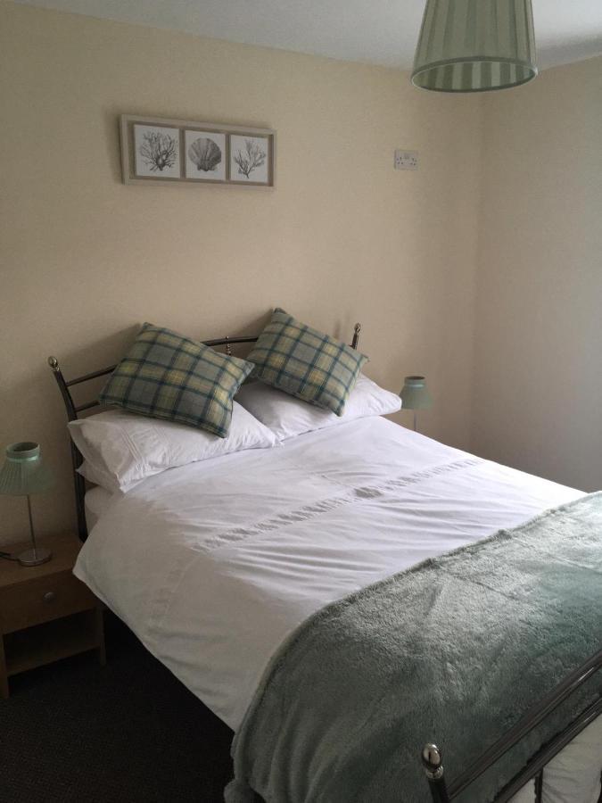 Causeway Street Holiday House Self Catering-포트러시 외부 사진