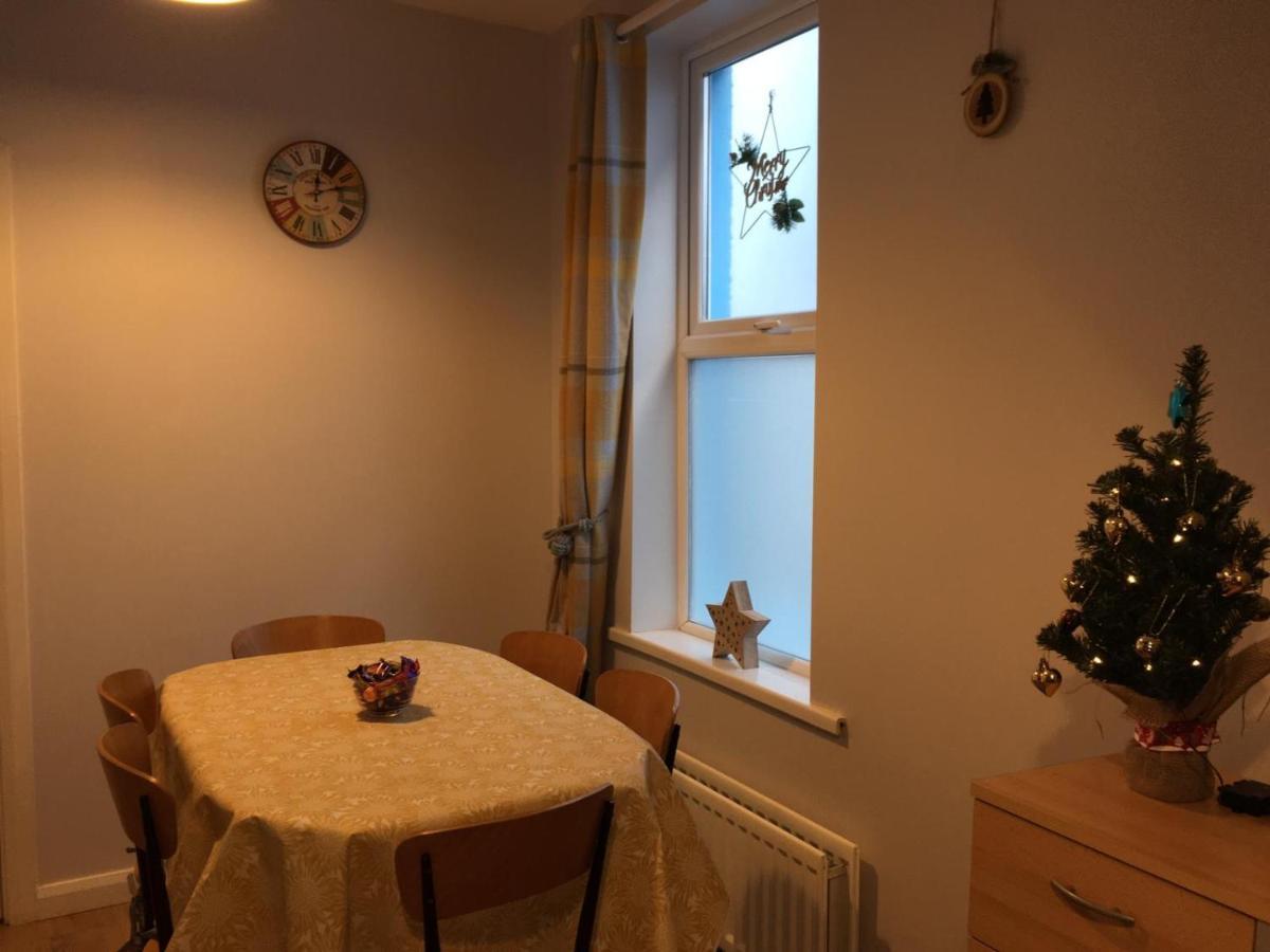 Causeway Street Holiday House Self Catering-포트러시 외부 사진