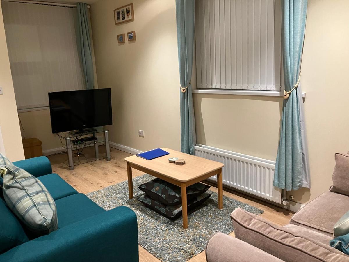 Causeway Street Holiday House Self Catering-포트러시 외부 사진