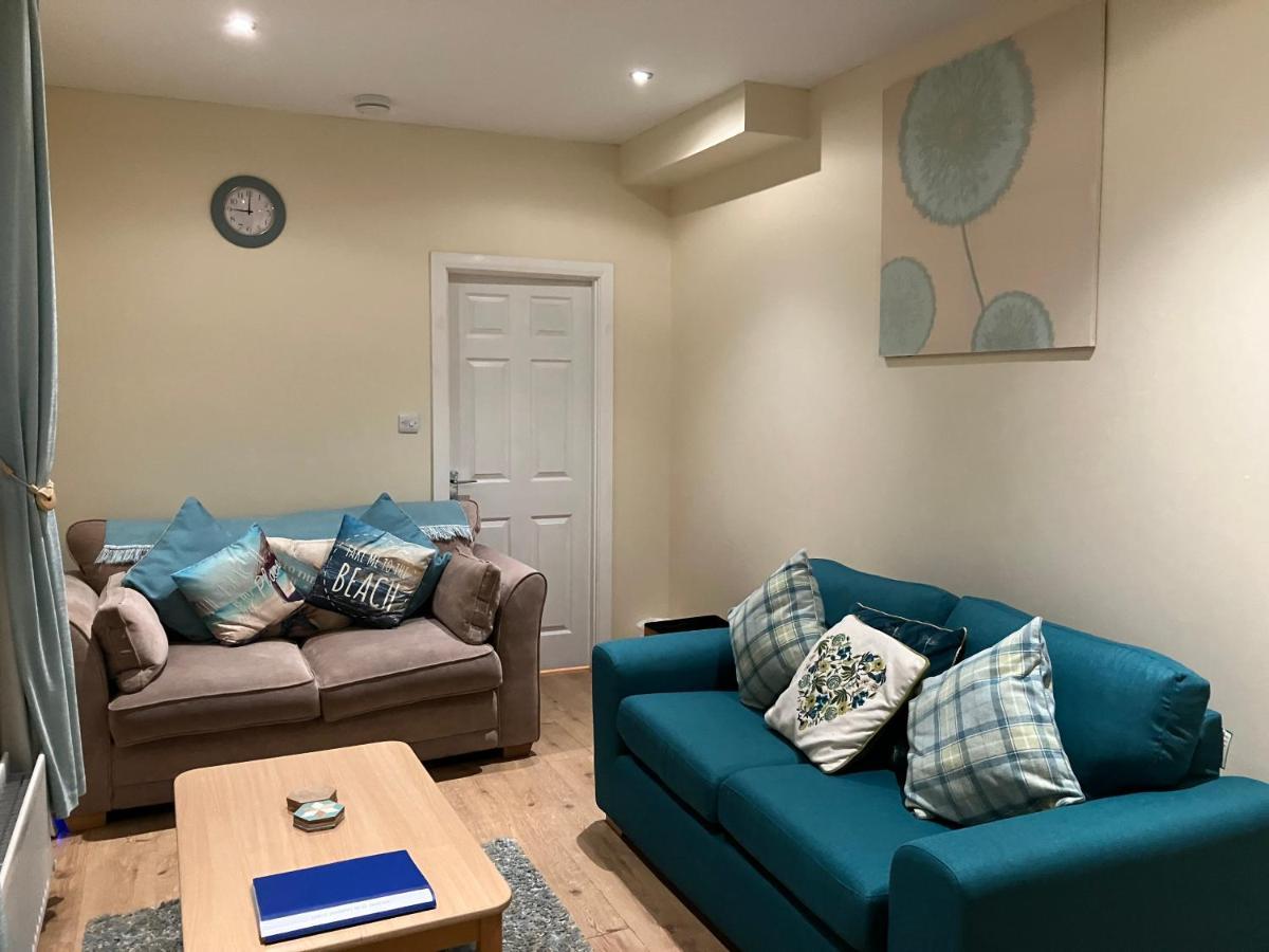 Causeway Street Holiday House Self Catering-포트러시 외부 사진